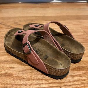 Women's Birkenstock Gizeh Sandal - Old Rose